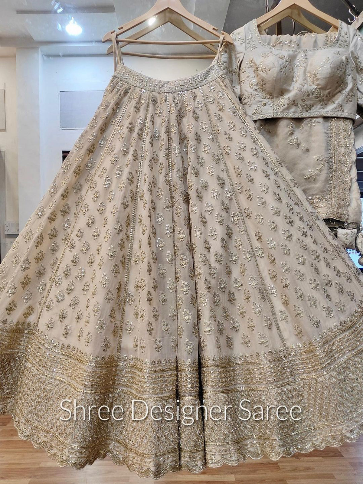 Designer Lehenga Shree Bhagwati Saree Emporium - Bridal Wear Delhi NCR |  Prices & Reviews